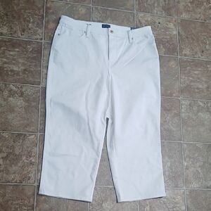 EUC Talbots Stovepipe High Rise White Capris Size 16P